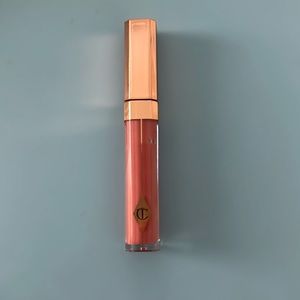 Brand new CT lip lustre
